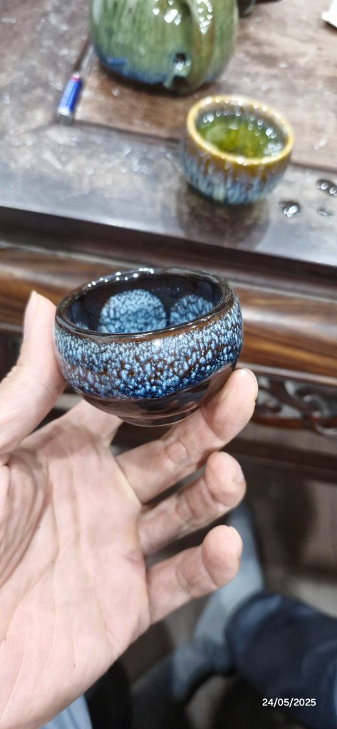 Lo dien xuong gom kong 15